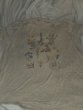 Maurices Cream Crewneck Tee